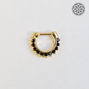 Piercing Indiano Médio 2 Unidades em Aço Cirúrgico Folheado a Ouro com pedras pretas.